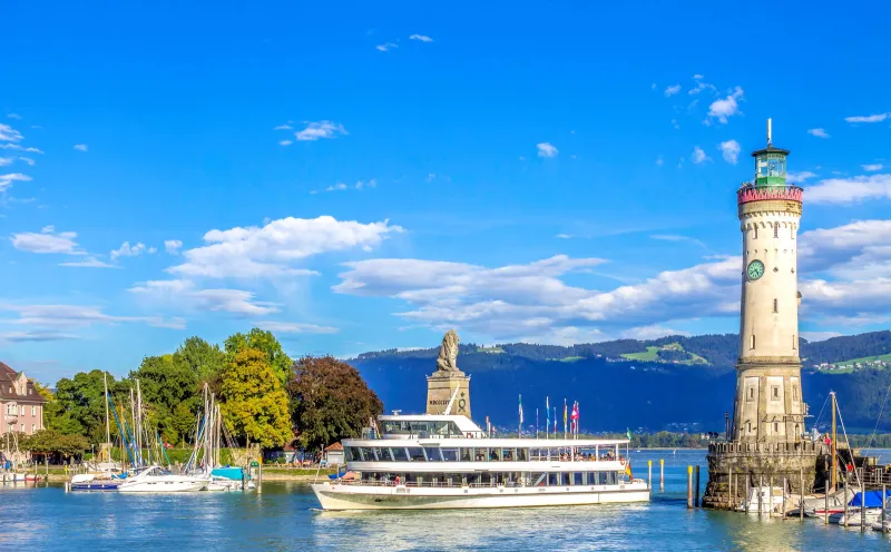 Die Hafeneinfahrt in Lindau