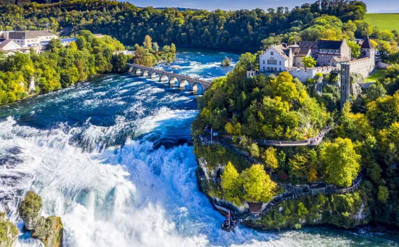 Der Rheinfall bei Schaffhausen