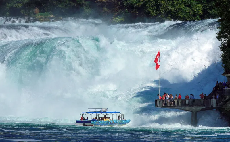 Der Rheinfall, Europas größter und wasserreichster Wasserfall