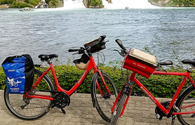 Rheinfall bei Schaffhausen mit Fahrrädern