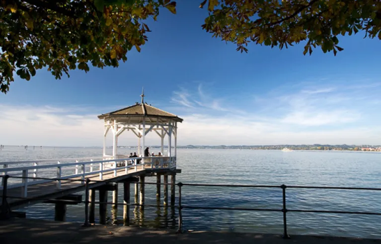 Pavillon im Bodensee bei Bregenz