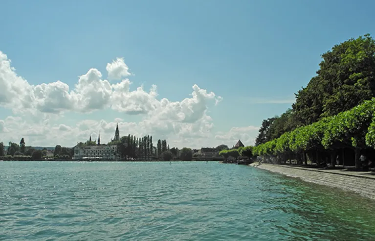 Blick von der Seestraße auf Konstanz