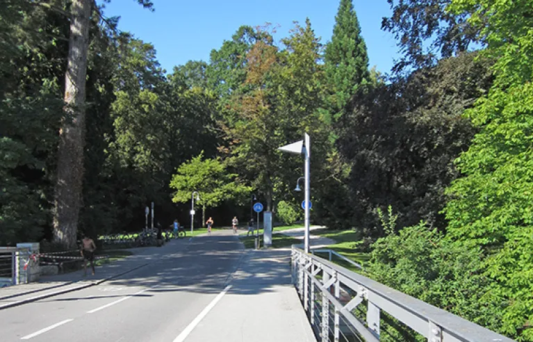 Fahrradbruecke in Konstanz